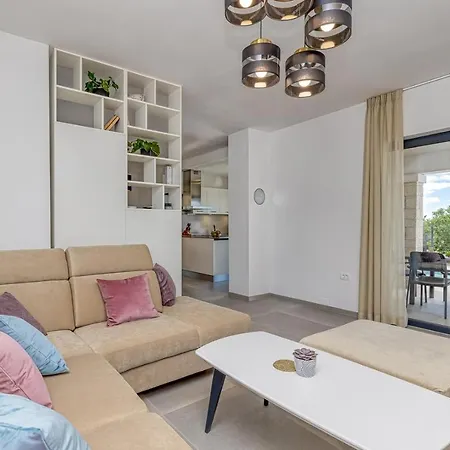 וילה Istria Vabriga