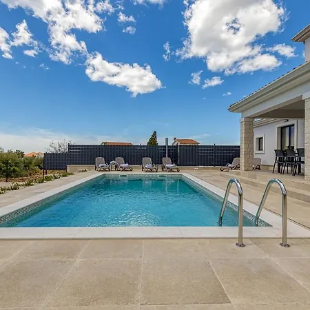 Istria Vabriga Villa